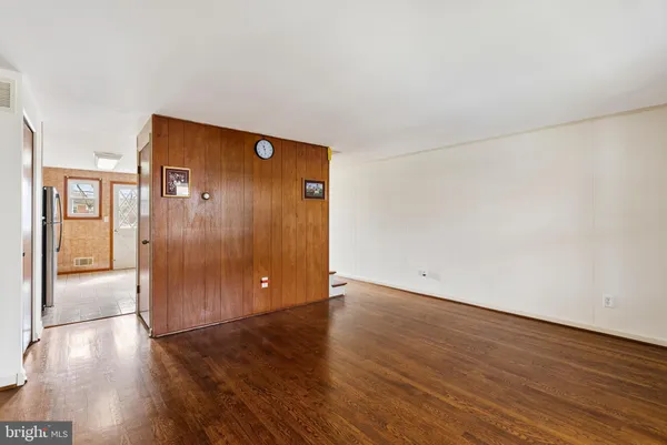 $225,000 | 1041 Foxwood Lane, Baltimore, MD 21221