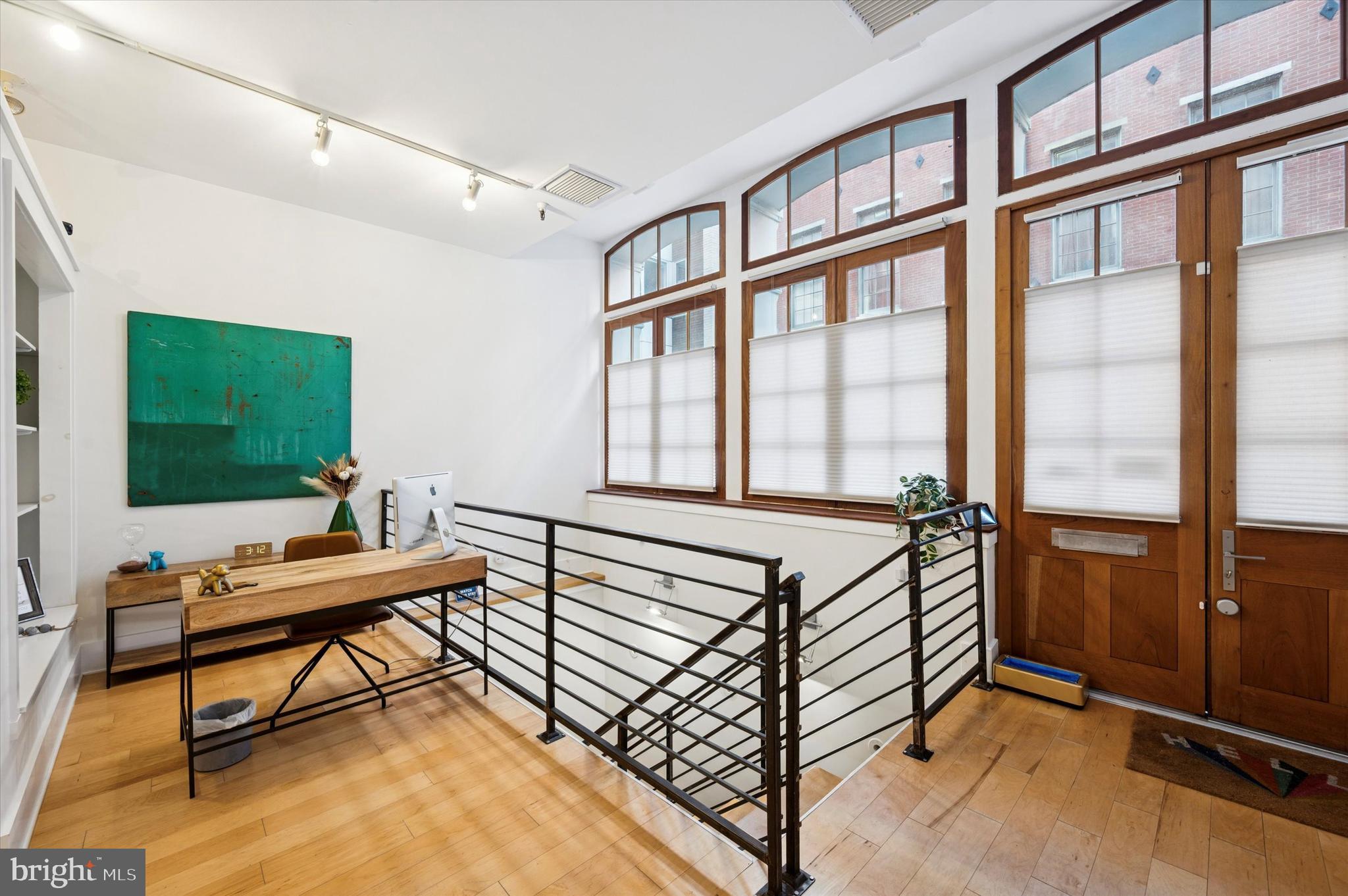 102 Church Street, Unit 101 Philadelphia, PA 19106 - Photo 20 of 31