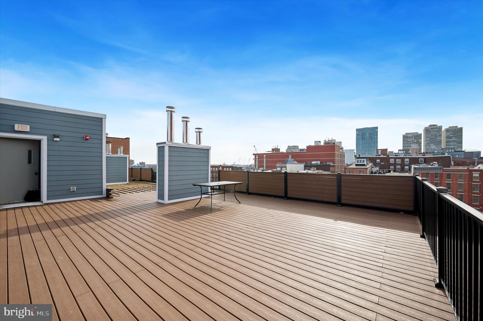 102 Church Street, Unit 101 Philadelphia, PA 19106 - Photo 25 of 31