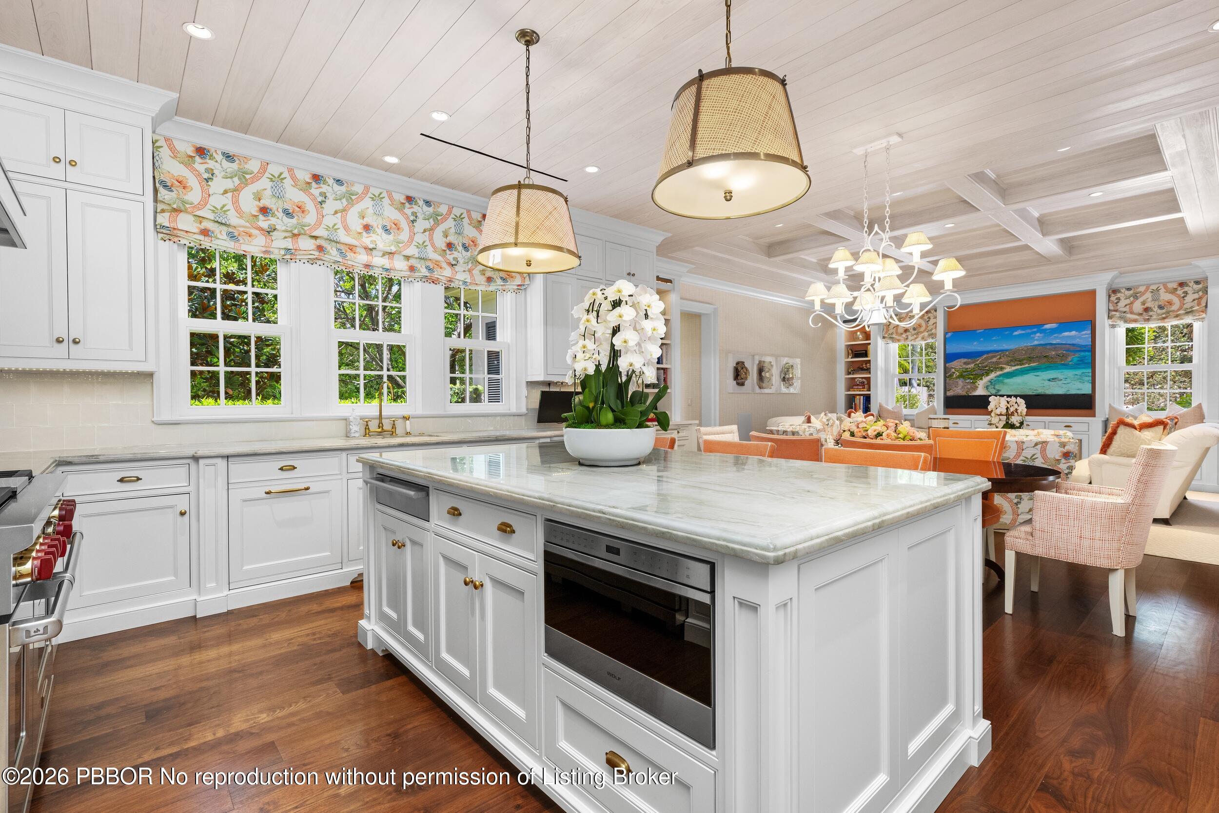 255 Wells Road Palm Beach, FL 33480 - Photo 12 of 48 Kitchen
