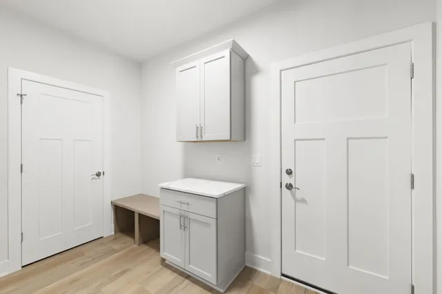 $674,900 | N28W25285 Pkwy Rdg Circle, Unit C BLDG 14 49, Pewaukee, WI 53072