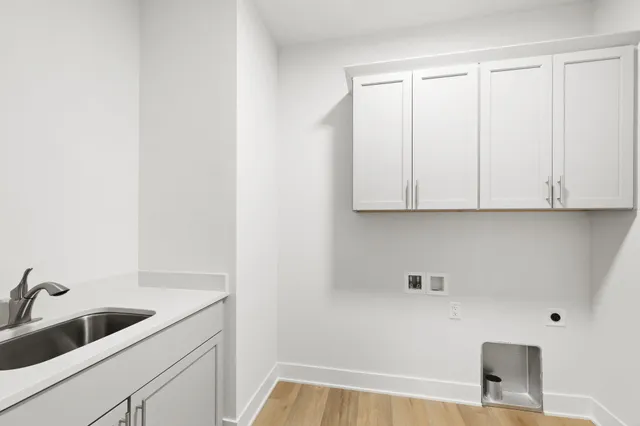 $674,900 | N28W25285 Pkwy Rdg Circle, Unit C BLDG 14 49, Pewaukee, WI 53072