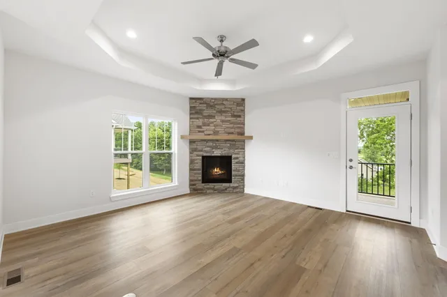 $674,900 | N28W25285 Pkwy Rdg Circle, Unit C BLDG 14 49, Pewaukee, WI 53072