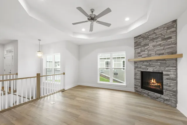 $674,900 | N28W25285 Pkwy Rdg Circle, Unit C BLDG 14 49, Pewaukee, WI 53072