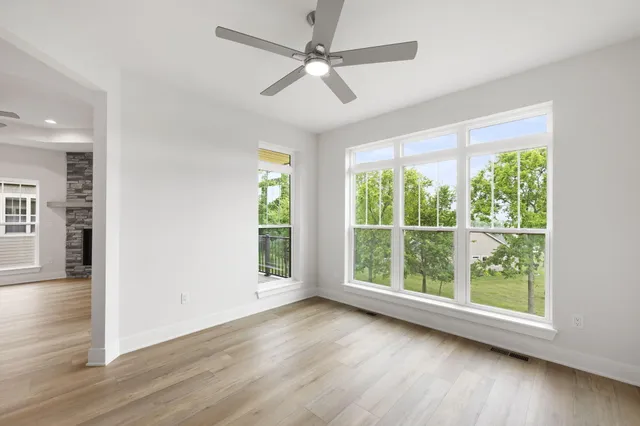 $674,900 | N28W25285 Pkwy Rdg Circle, Unit C BLDG 14 49, Pewaukee, WI 53072