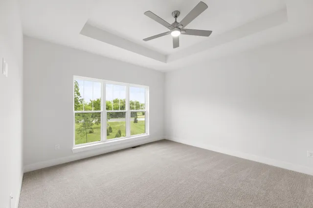 $674,900 | N28W25285 Pkwy Rdg Circle, Unit C BLDG 14 49, Pewaukee, WI 53072