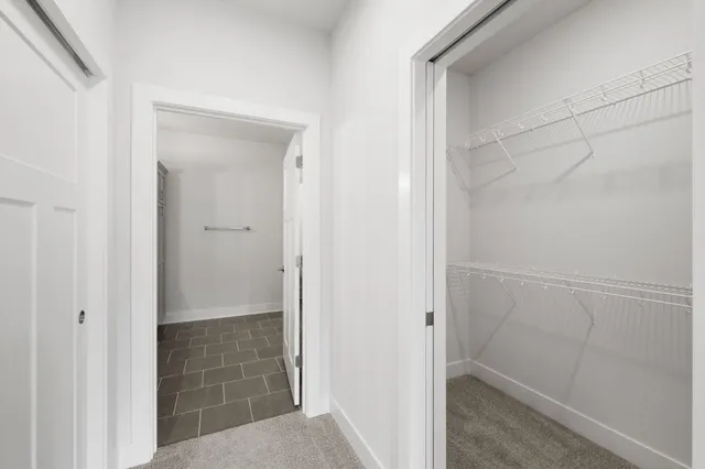 $674,900 | N28W25285 Pkwy Rdg Circle, Unit C BLDG 14 49, Pewaukee, WI 53072