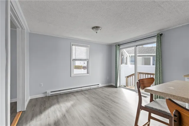 $999,998 | 162 Center Avenue, Middletown, RI 02842