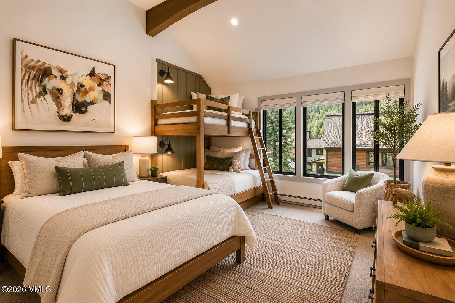 4770 Big Horn Road, Unit H4 Vail, CO 81657 - Photo 23 of 38 Second Bedroom