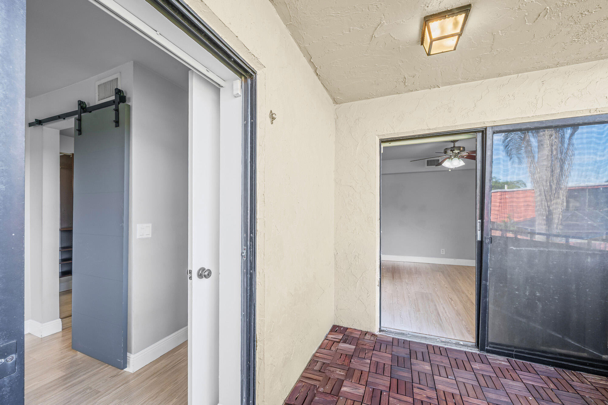 8194 Thames Boulevard, Unit B Boca Raton, FL 33433 - Photo 31 of 49 17 Balcony (3)