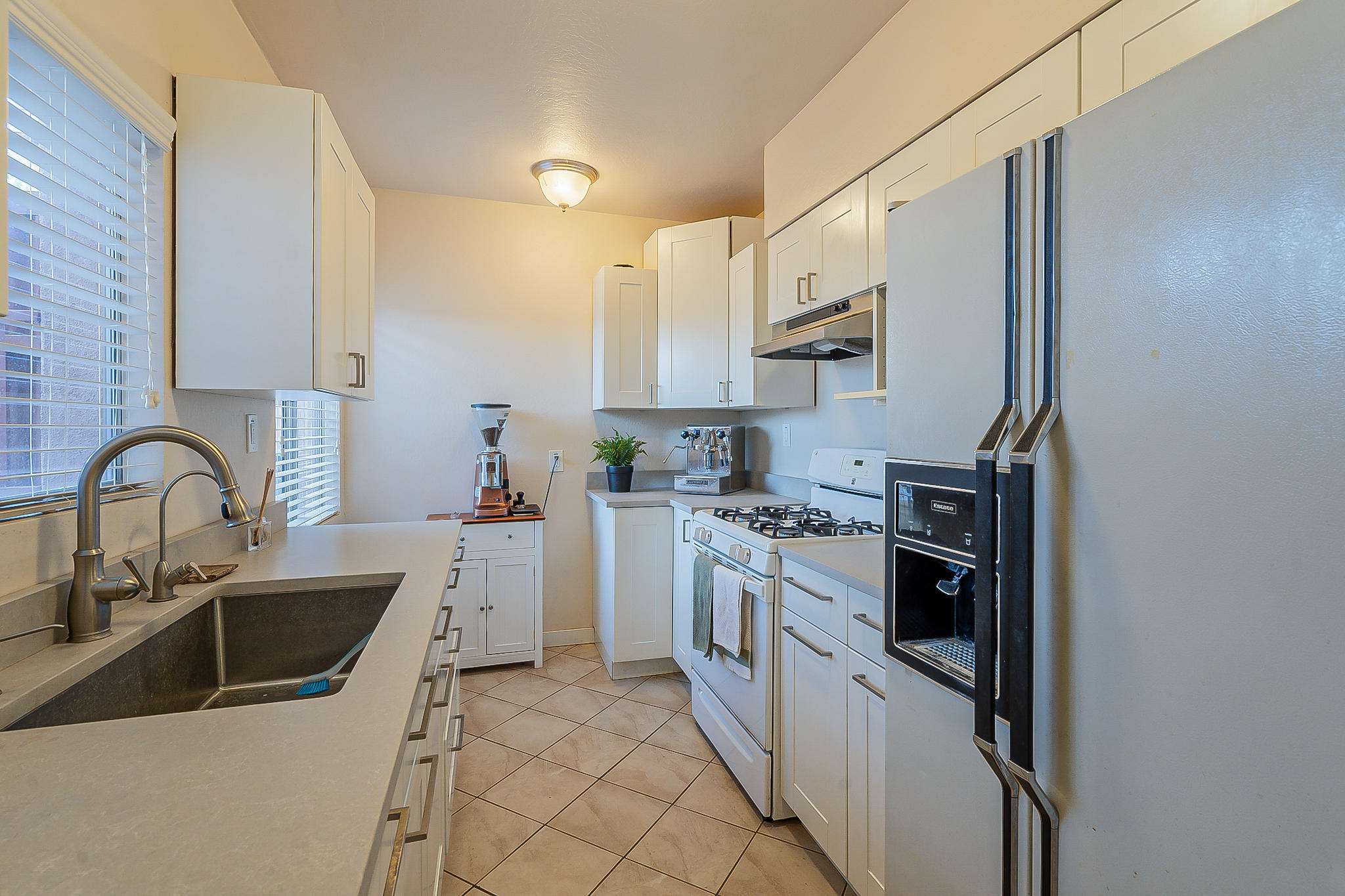 1612 East Roger Road Tucson, AZ 85719 - Photo 11 of 35 Gallery Image 11