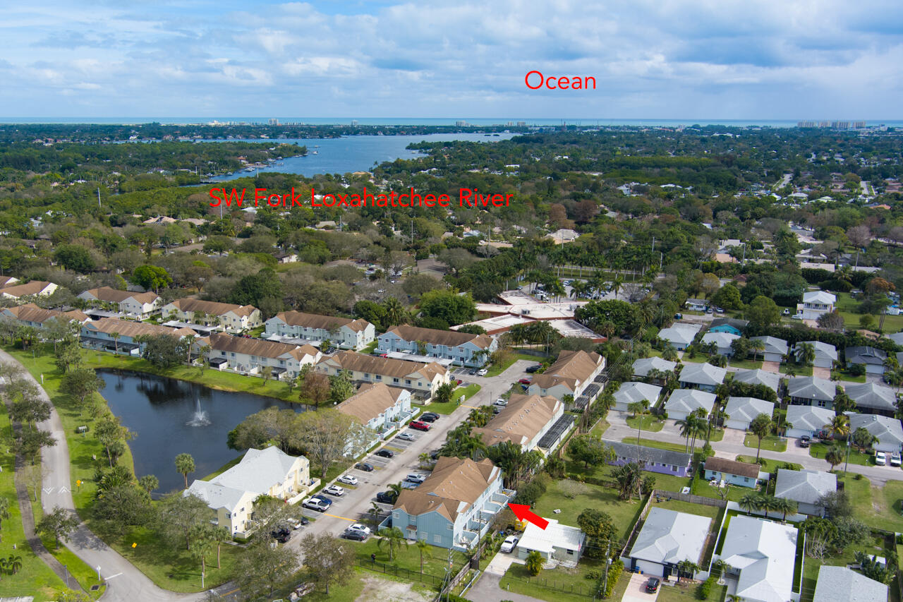 6262 Riverwalk Lane, Unit 5 Jupiter, FL 33458 - Photo 37 of 42 a view of a city