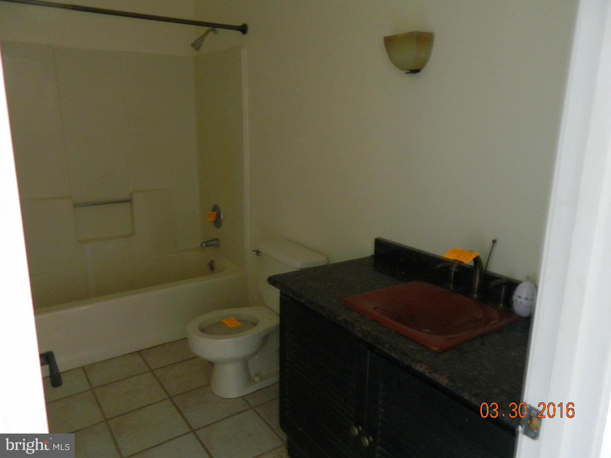 3351 Carroll Road Huntingtown, MD 20639 - Photo 17 of 28 Bath