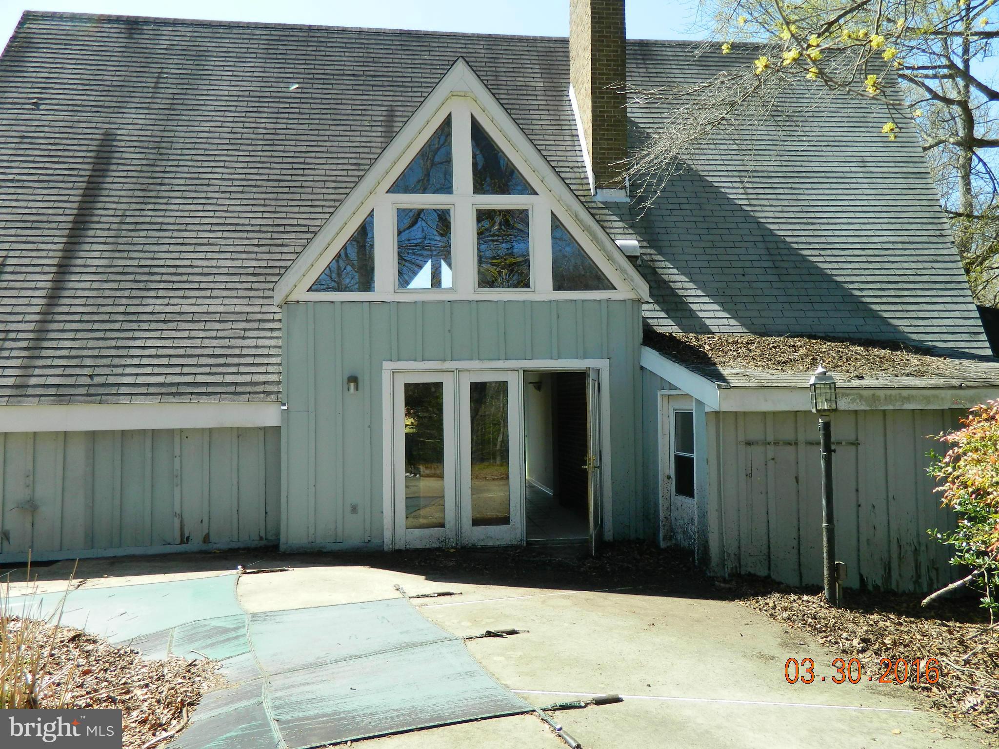 3351 Carroll Road Huntingtown, MD 20639 - Photo 4 of 28 Exterior (Rear)