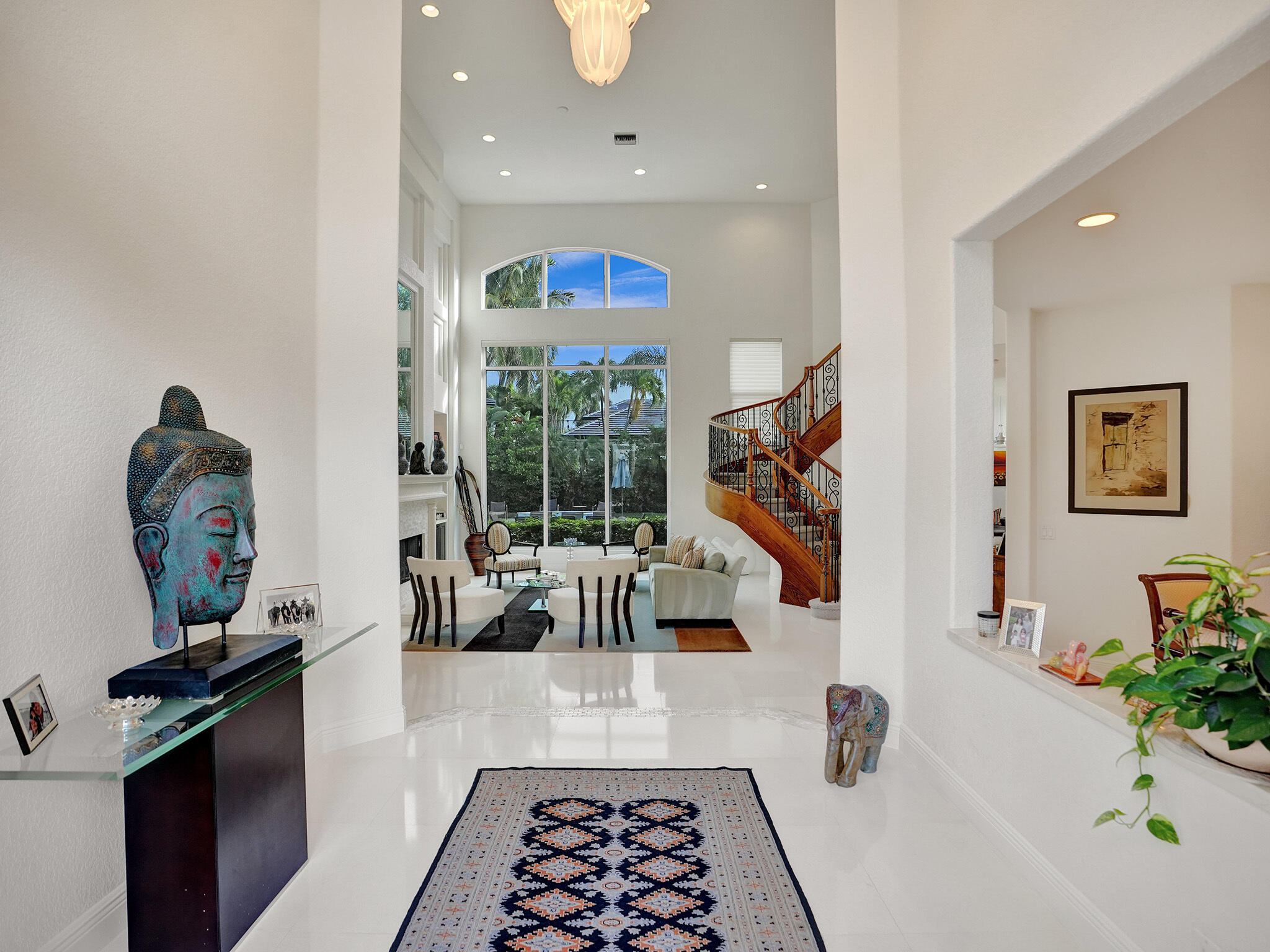Soaring Ceilings