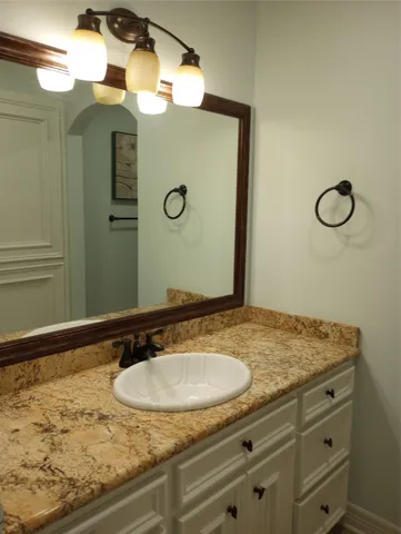 $5,000 | 810 Ivy Wall Drive, Houston, TX 77079