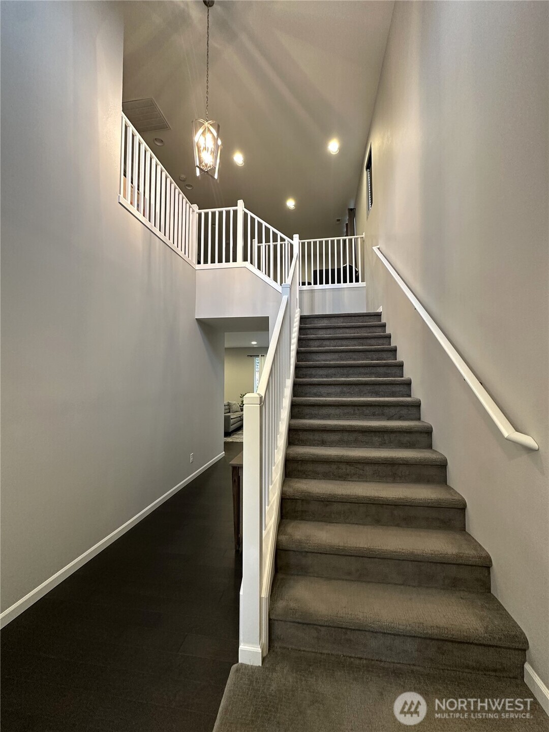 19019 123rd Place Southeast Renton, WA 98058 - Photo 11 of 28 Gallery Image 11