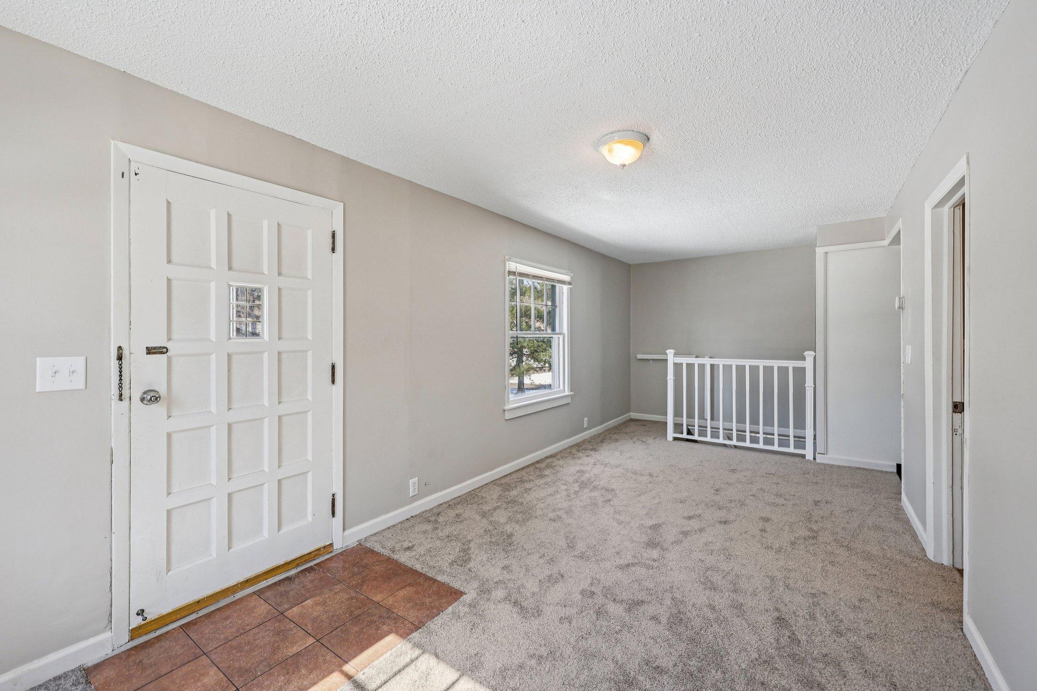 3333 Chippewa Road Hopkins, MN 55305 - Photo 6 of 33