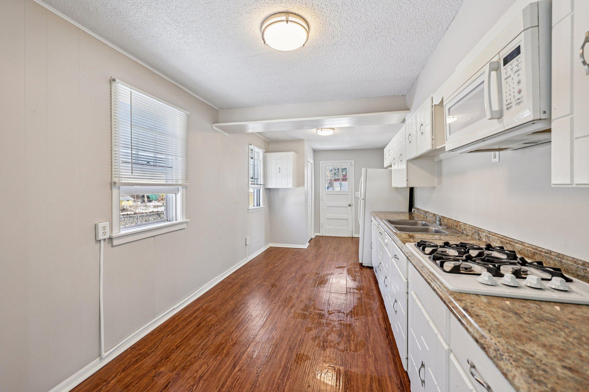 3333 Chippewa Road Hopkins, MN 55305 - Photo 10 of 33