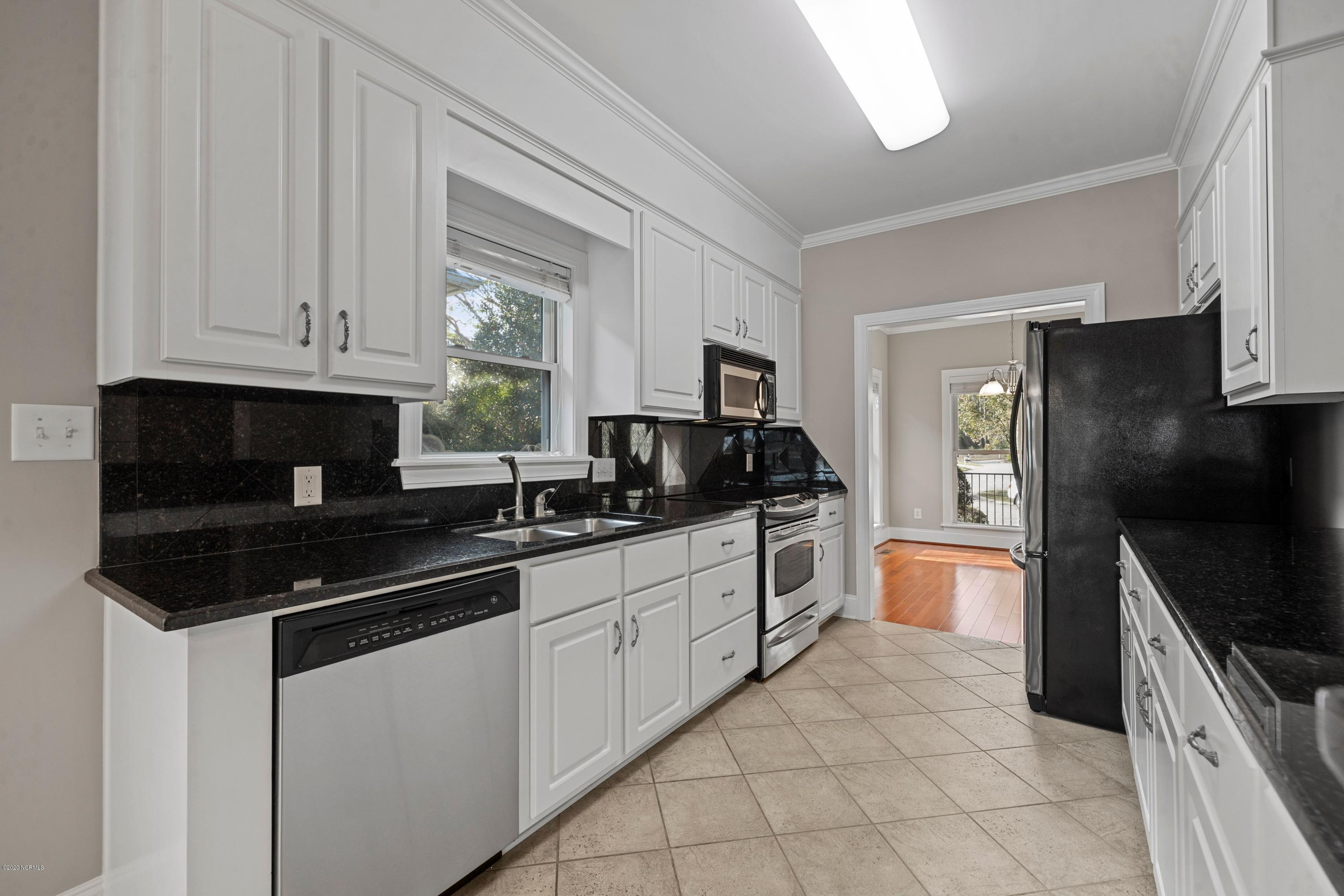 118 Ridge Road Chocowinity, NC 27817 - Photo 14 of 31 Kitchen 2