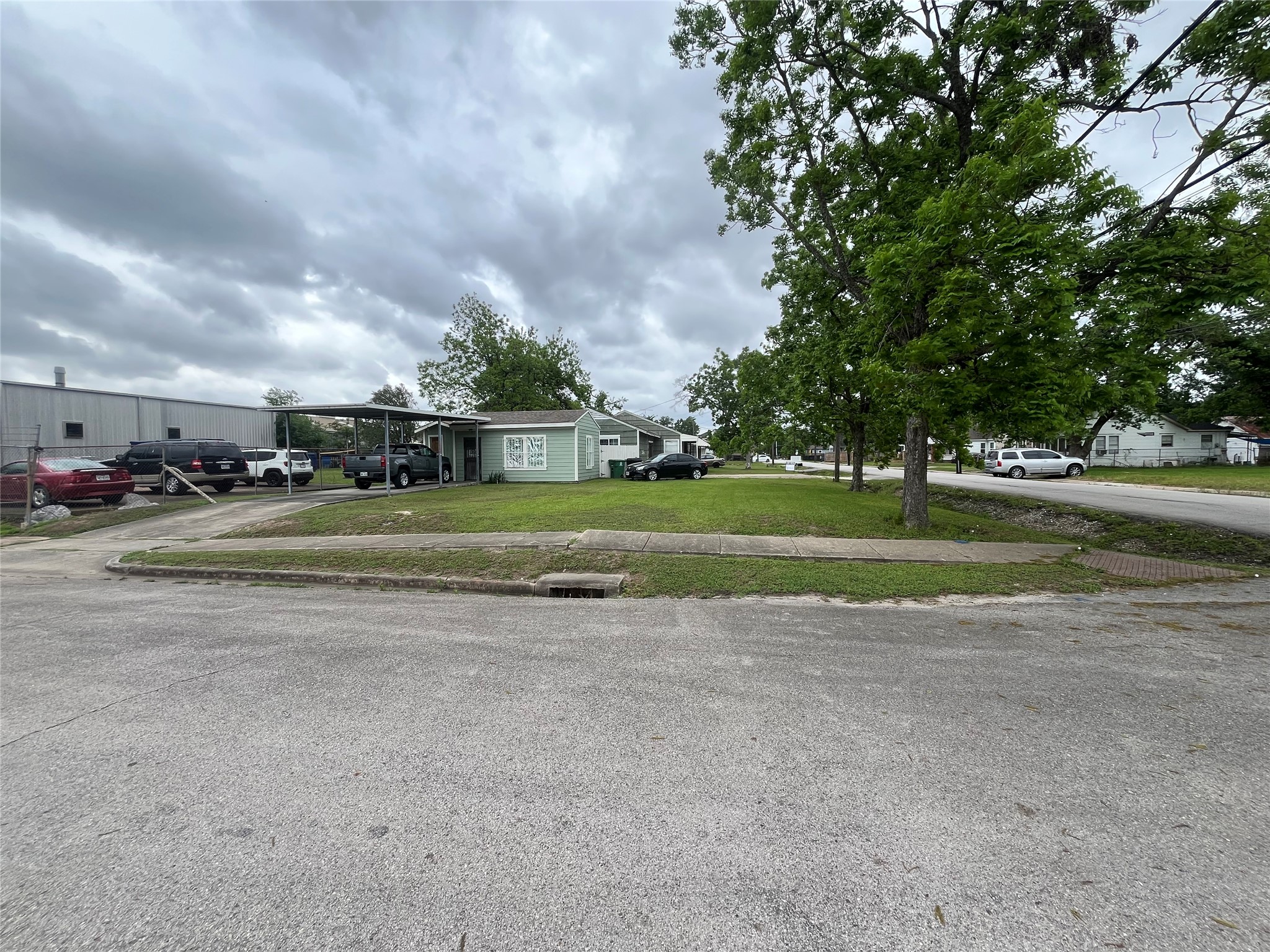 2836 Cochran Street Houston, TX 77009 - Photo 15 of 17