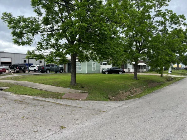 $450,000 | 2836 Cochran Street, Houston, TX 77009