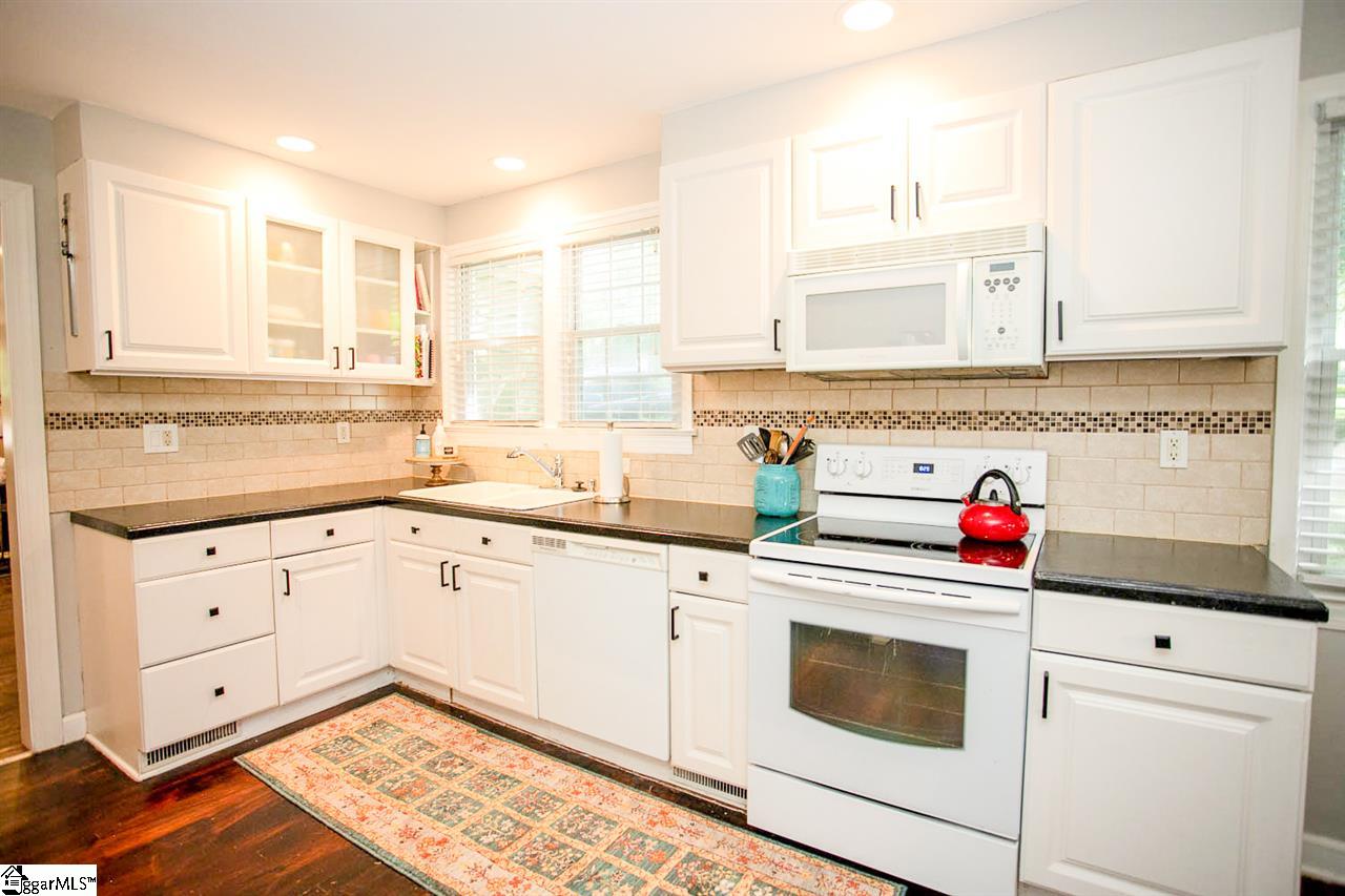 600 Parkins Mill Road Greenville, SC 29607 - Photo 7 of 31