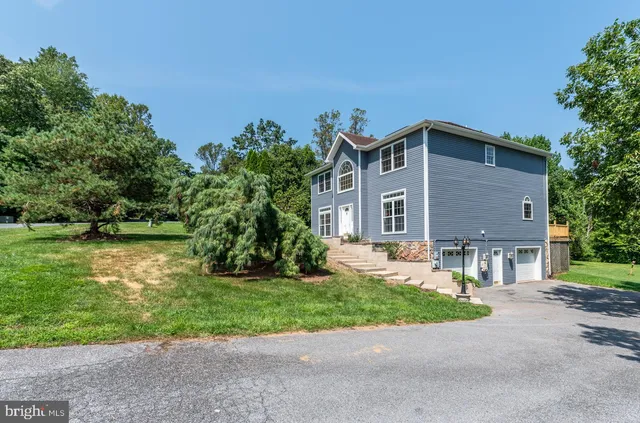 $525,000 | 5021 Brook Lane, Mohnton, PA 19540