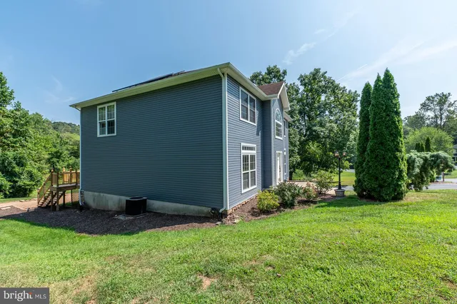 $525,000 | 5021 Brook Lane, Mohnton, PA 19540