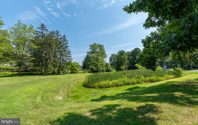 $525,000 | 5021 Brook Lane, Mohnton, PA 19540