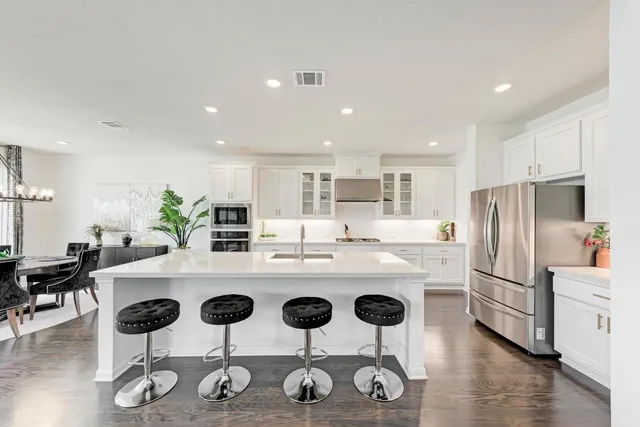 $999,999 | 5028 Olimpico Way, Leander, TX 78641