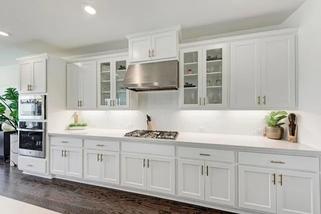 $999,999 | 5028 Olimpico Way, Leander, TX 78641