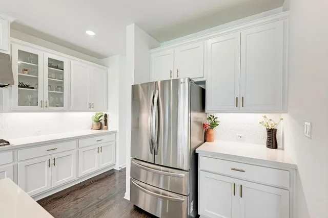 $999,999 | 5028 Olimpico Way, Leander, TX 78641