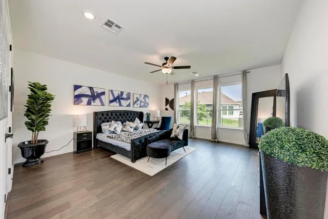 $999,999 | 5028 Olimpico Way, Leander, TX 78641