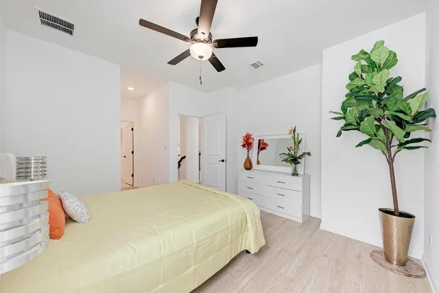 $999,999 | 5028 Olimpico Way, Leander, TX 78641