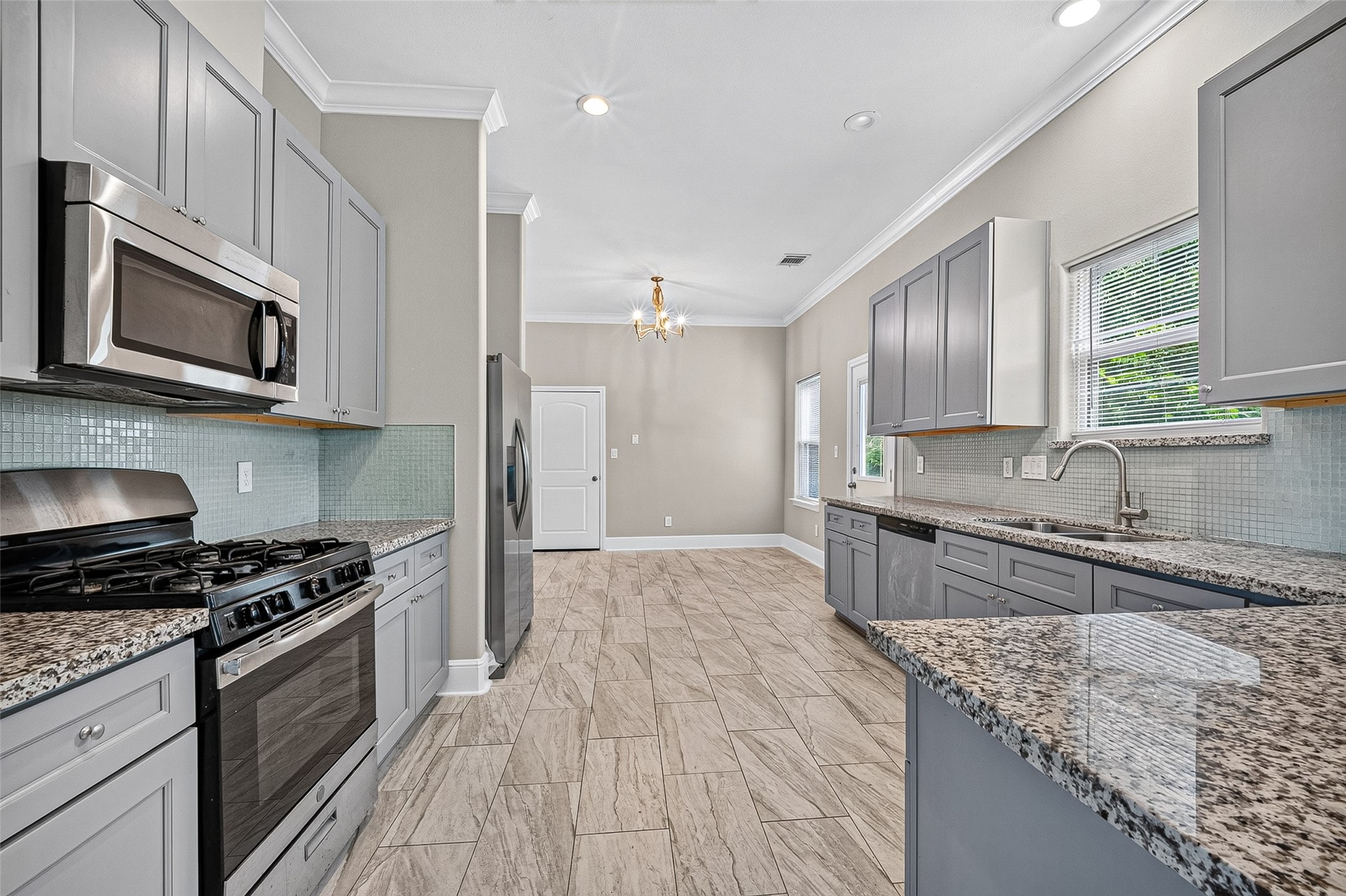 6022 Fite Road Pearland, TX 77584 - Photo 15 of 48