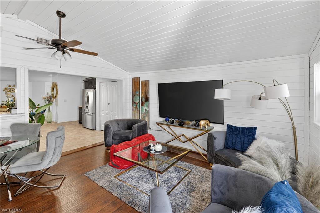 361 27th Street Southwest Naples, FL 34117 - Photo 20 of 45
