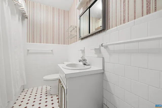 $649,900 | 608 Davis Avenue, Charlottesville, VA 22901