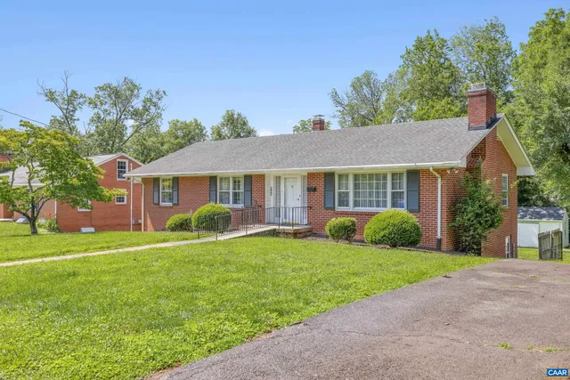 $649,900 | 608 Davis Avenue, Charlottesville, VA 22901