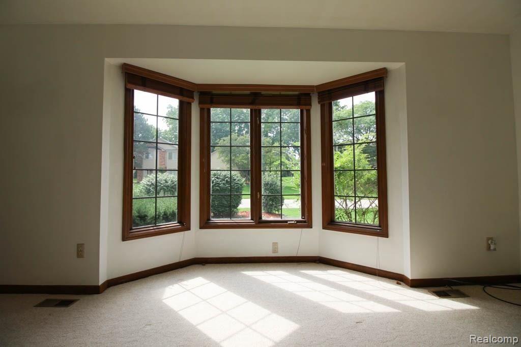 622 Snowmass Drive Rochester Hills, MI 48309 - Photo 10 of 28