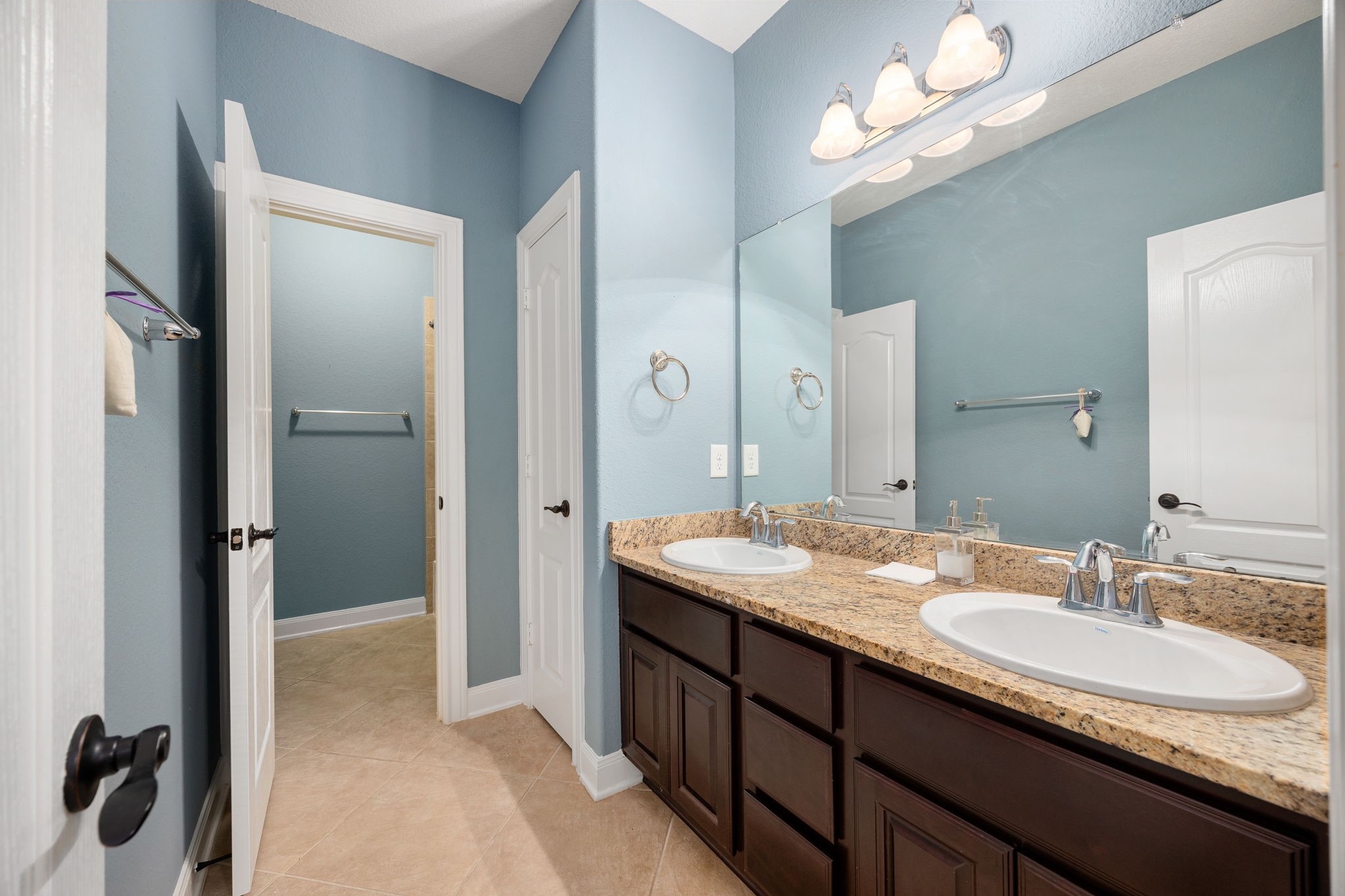 26414 Red Cliff Ridge Katy, TX 77494 - Photo 29 of 42 Guest Bath