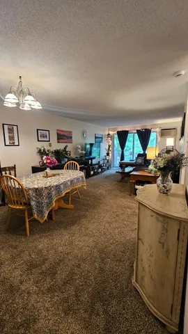 $1,900 | 2 Pembroke Drive, Unit 21, Derry, NH 03038