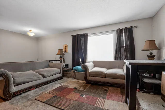 $245,000 | 585 West Cottage Avenue, St. Paul, MN 55117