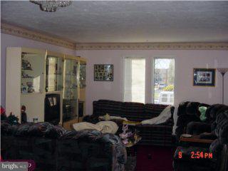 41 Twin Rivers Drive Hightstown, NJ 08520 - Photo 2 of 6 Gallery Image 2
