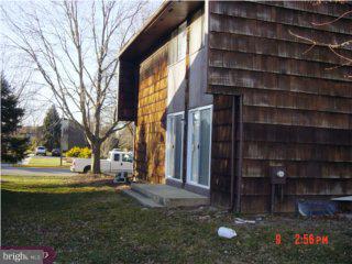 41 Twin Rivers Drive Hightstown, NJ 08520 - Photo 5 of 6 Gallery Image 5
