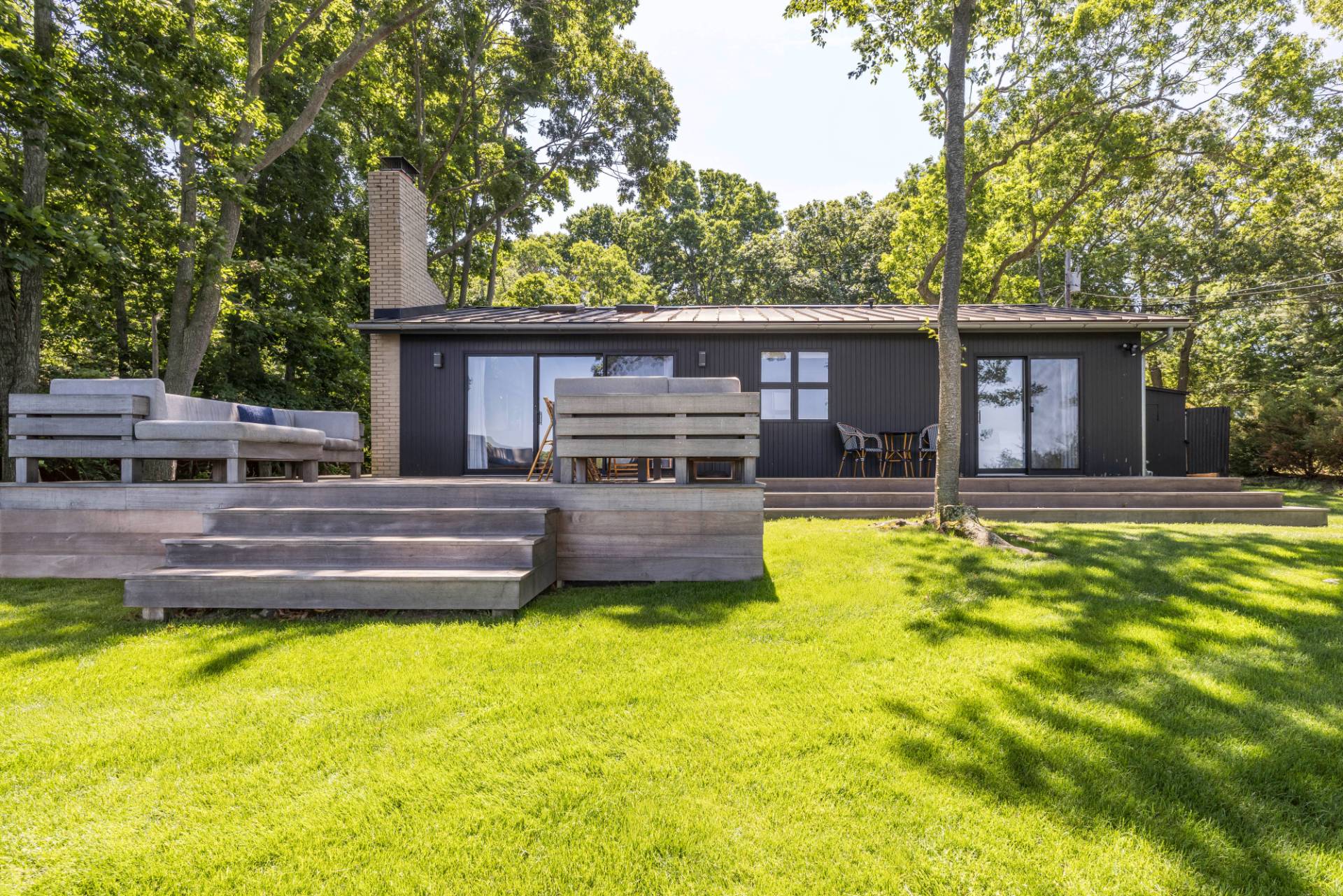 33 Bluff Point Road Sag Harbor, NY 11963 - Photo 19 of 23