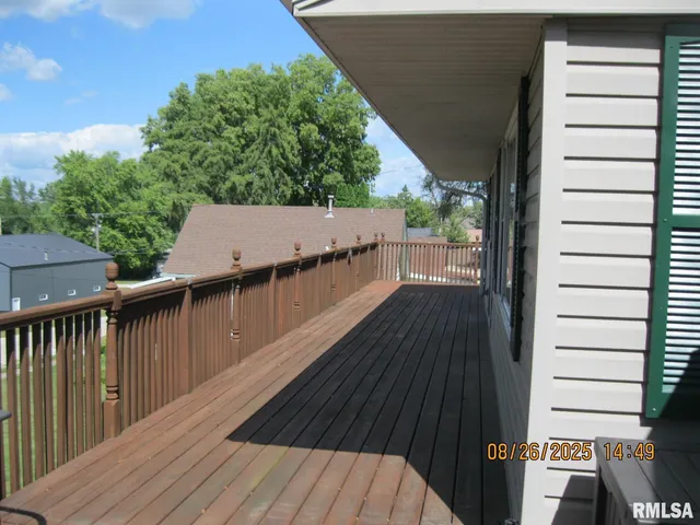 $225,000 | 301 North Church Street, Albany, IL 61230