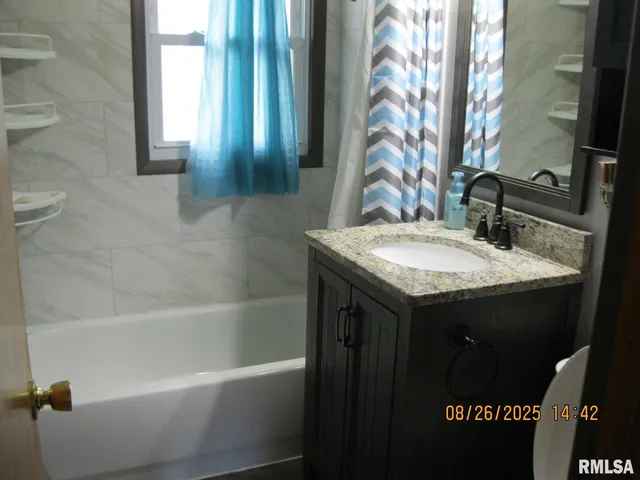 $225,000 | 301 North Church Street, Albany, IL 61230