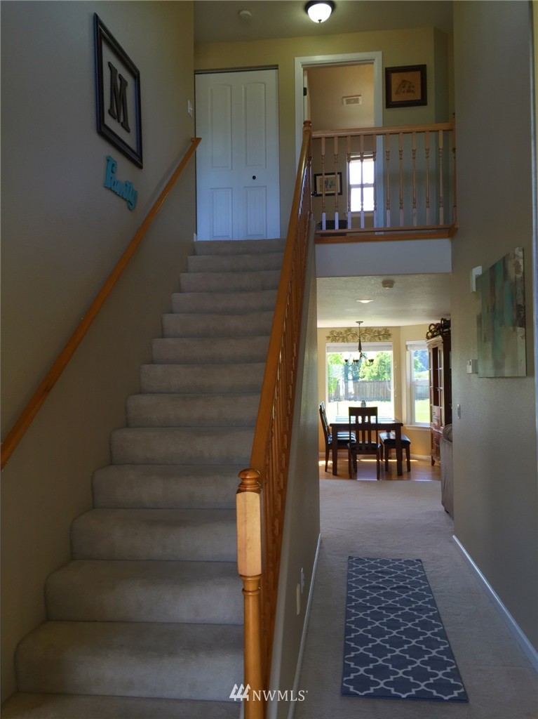 9238 Applegate Loop Southwest Rochester, WA 98579 - Photo 2 of 22