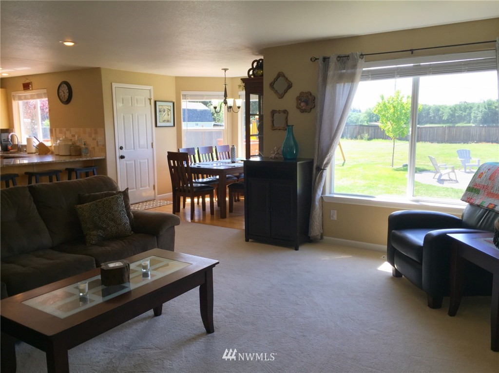 9238 Applegate Loop Southwest Rochester, WA 98579 - Photo 5 of 22